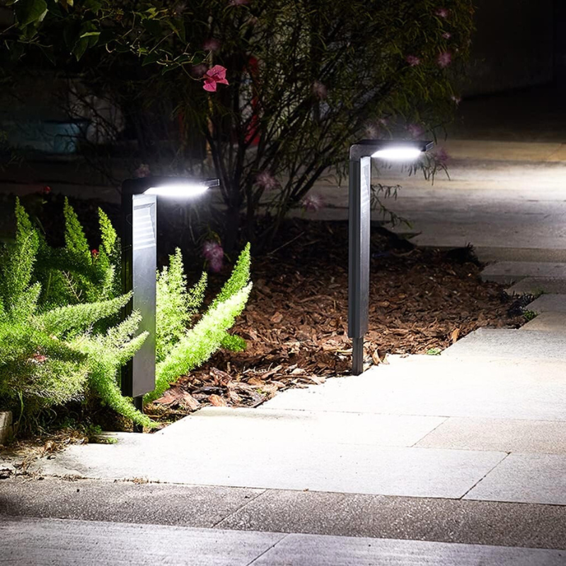 Luminária de Led Solar para Jardim À Prova d'água - Urbane Garden